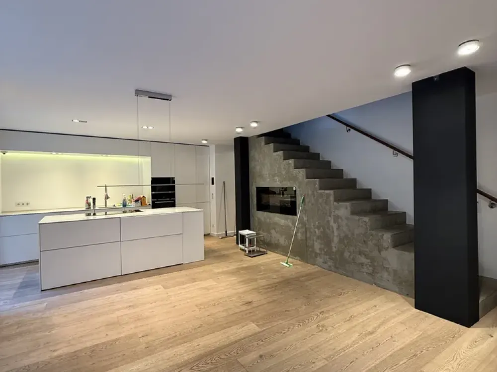 Luxuriöse 3-Zimmer Wohnung mit eigenem Garten in Düsseldorf-Oberkassel