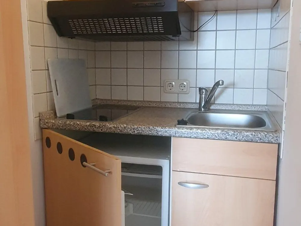 Gemütliches Einzimmer-Appartement/Wohnung mit S-Bahn Anbindung