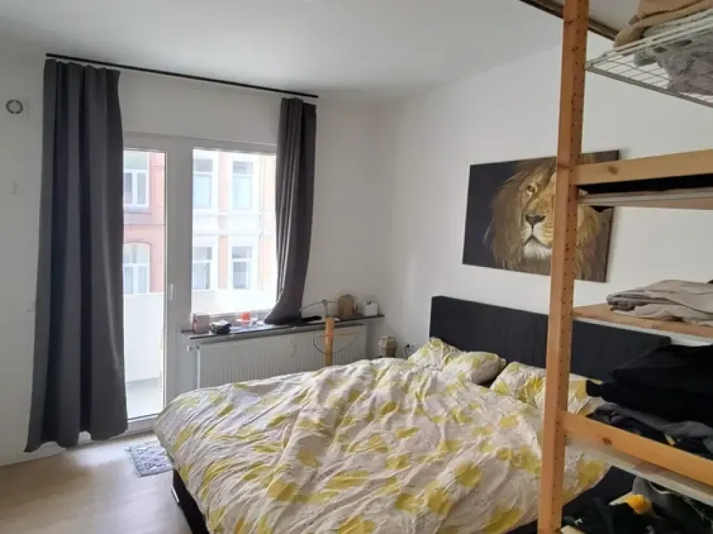 Modern 3-Room Apartment with Two Balconies in Attractive Location