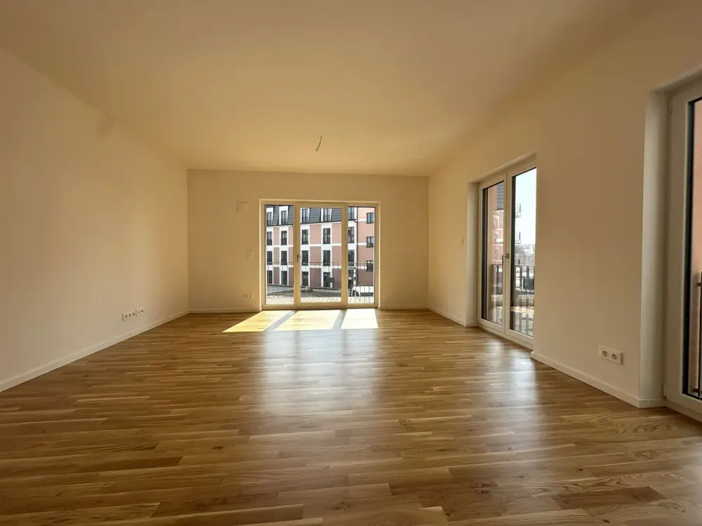 **Erstbezug** Große 2-Raum-Wohnung mit Balkon in Dresden-Friedrichstadt