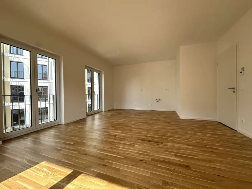 **Erstbezug** Große 2-Raum-Wohnung mit Balkon in Dresden-Friedrichstadt