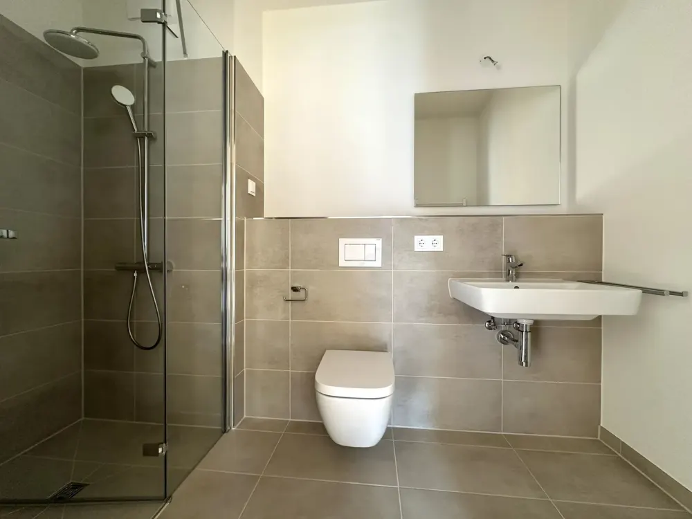 **Erstbezug** Große 2-Raum-Wohnung mit Balkon in Dresden-Friedrichstadt