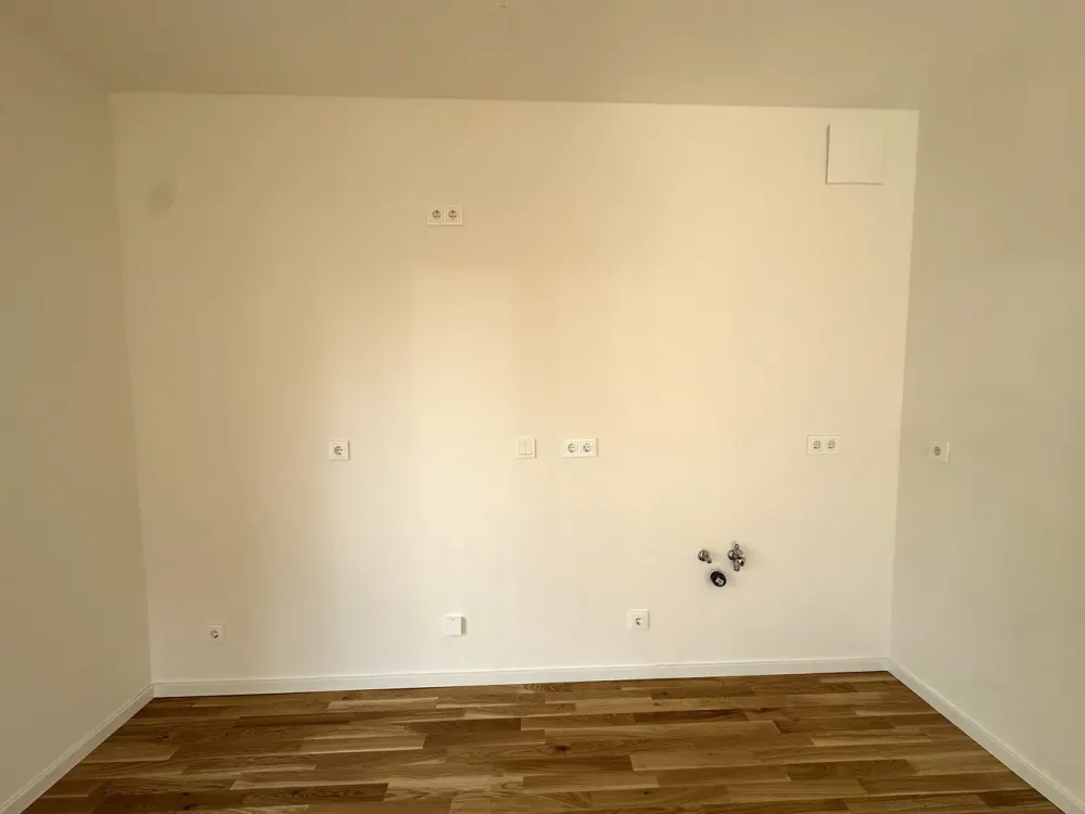**Erstbezug** Große 2-Raum-Wohnung mit Balkon in Dresden-Friedrichstadt