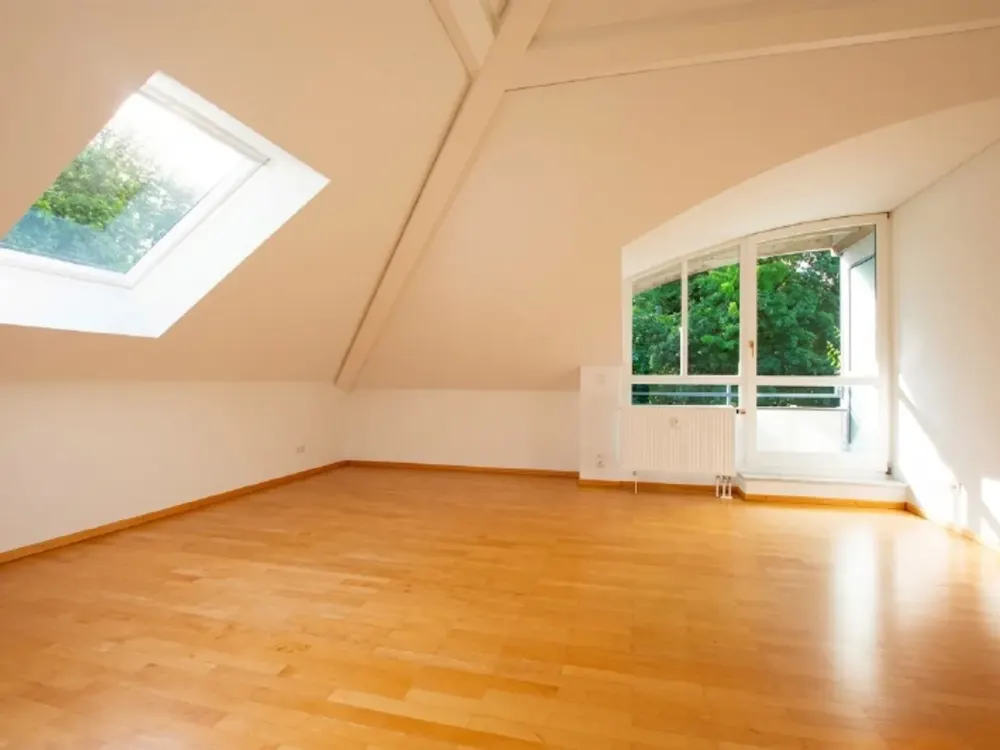 Bright Attic Apartment with Charm and Beautiful View