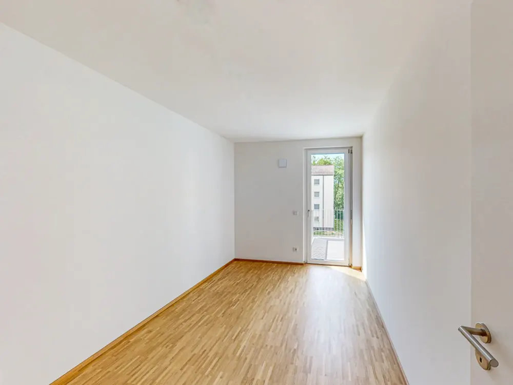 Move in now: New build for families two balconies and tenant apps