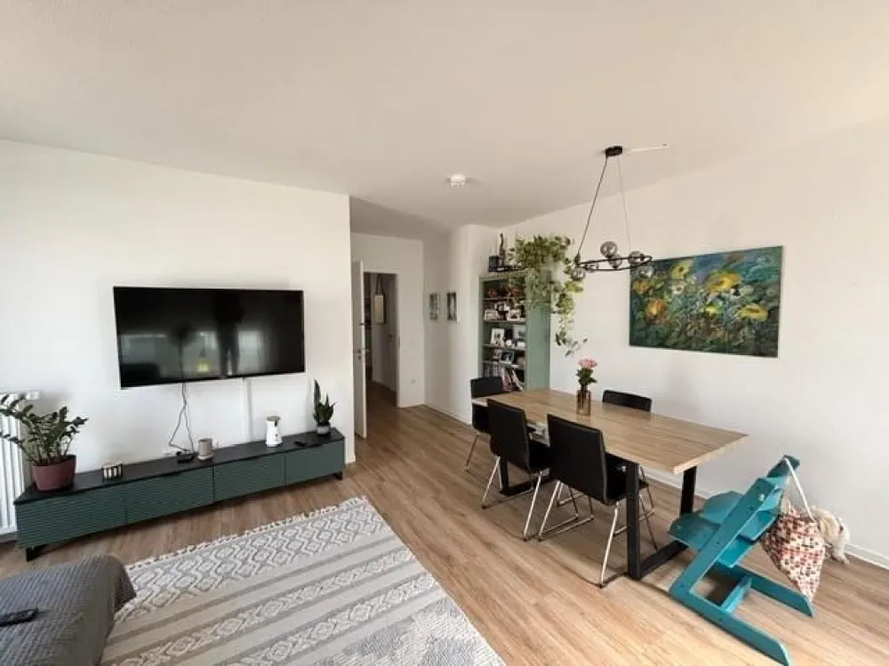 Neubau-Zweitbezug! Große 4-Zimmer-Wohnung mit Balkon!