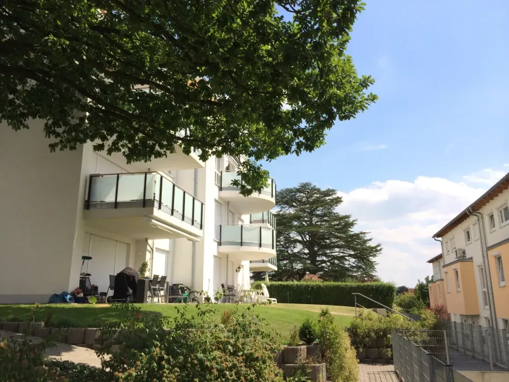 2-Zimmerwohnung in bester Lage von Langen Steinberg