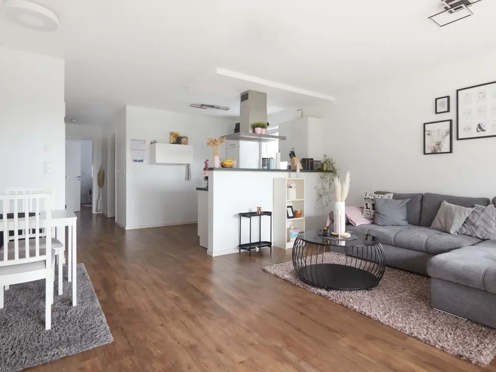 Modern 3-Room Ground Floor Apartment with Large Sunny Terrace and Underground Parking in Achim-Bierden
