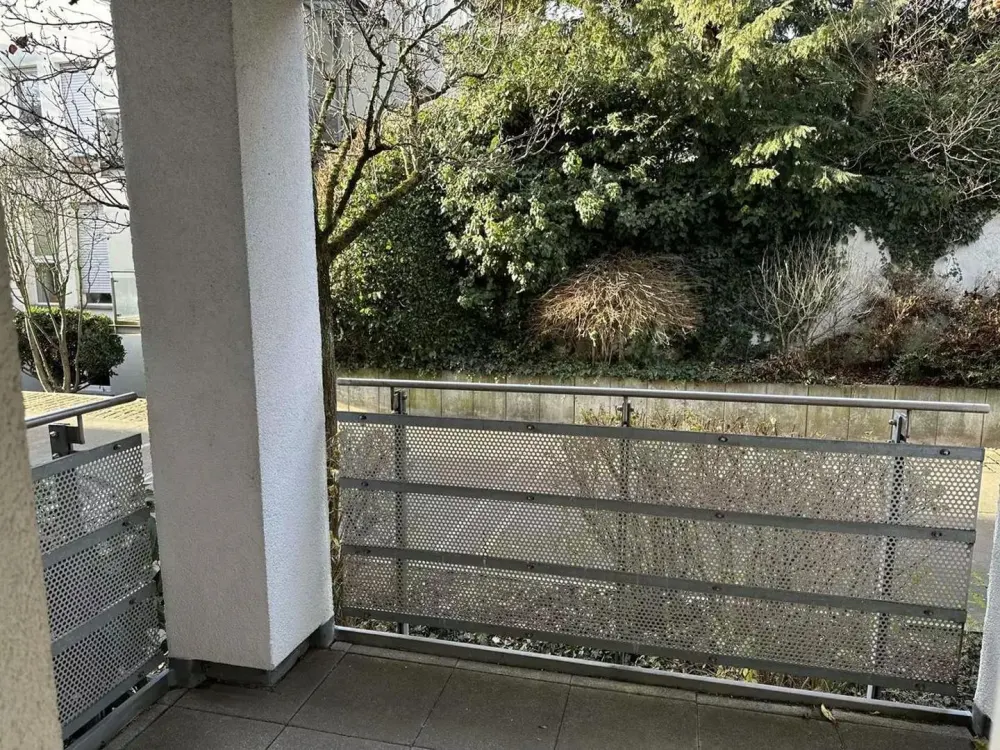 Lichtdurchflutetes Wohnen mit Garten & Balkon in Bad Homburg