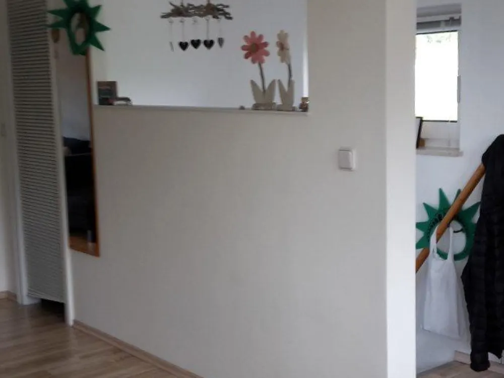 Quiet 1.5-Room Apartment with Balcony and Garden; Overath-Immekeppel