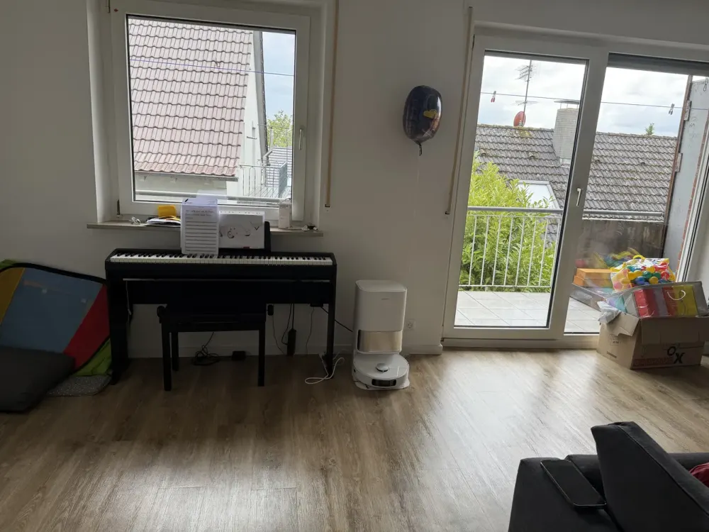 Modernisierte helle 3 Zi- Whg mit 2 Balkonen und Stellplatz in Oeffingen