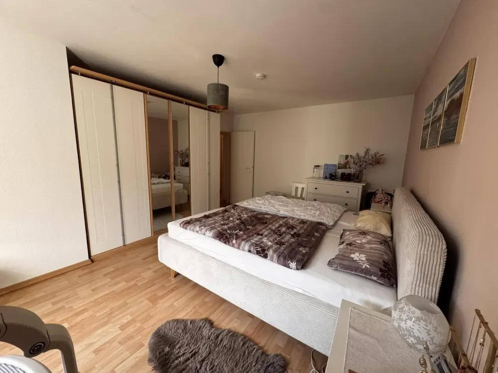 Helle 2-Zimmer-Wohnung mit Balkon & neuer Einbauküche in Reinbek