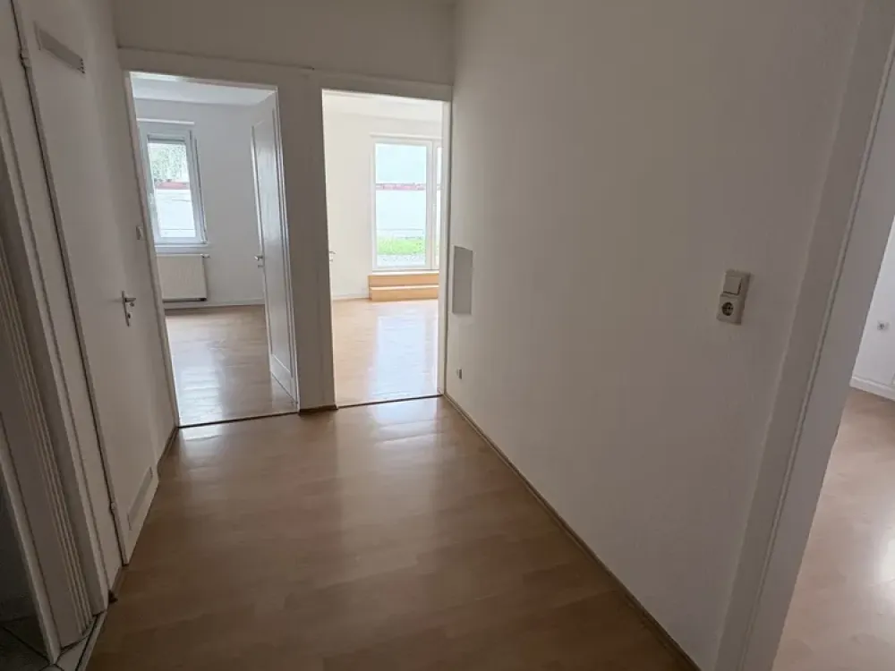Zentrumsnahe, gut geschnittene 3-ZW Stgt.- West mit Terrasse