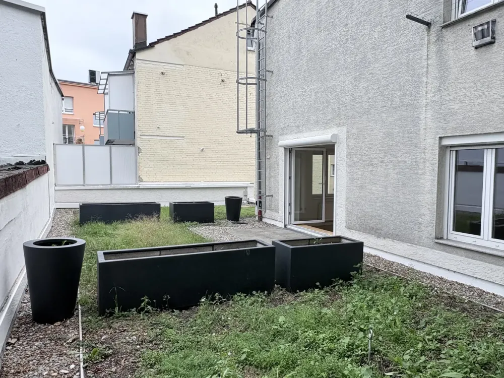 Zentrumsnahe, gut geschnittene 3-ZW Stgt.- West mit Terrasse
