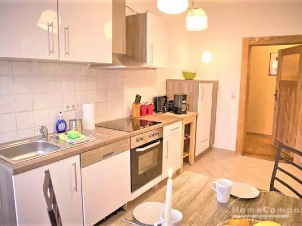 202113L HomeCompany Dresden Möbliert/Furnished 3-Zimmer Wohnung in Dresden-Friedrichstadt max. 4 Personen