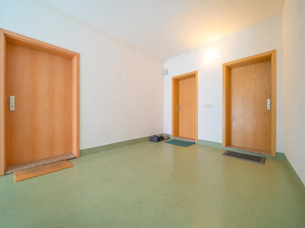 schöne 2-RW*Altbaucharm* Bad mit Fenster und Wanne und WMA* zentrumsnah* kostenfreie PKW-Stellplätze