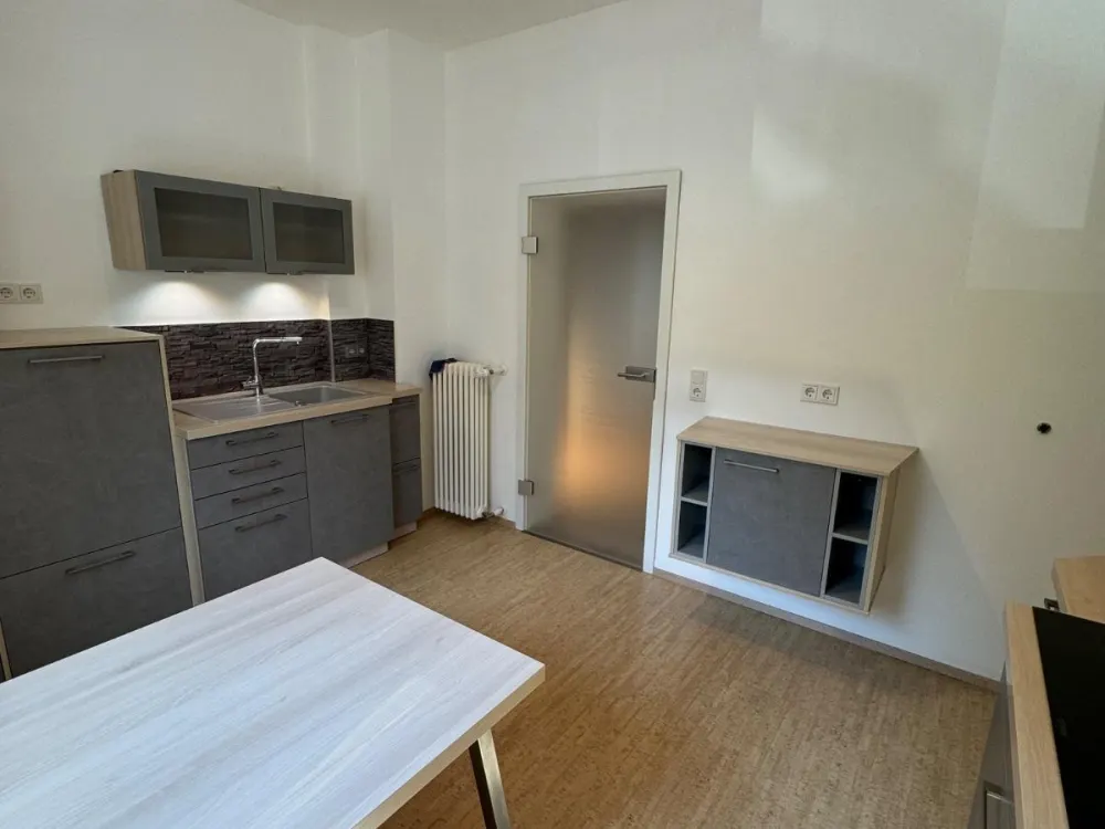 Zentral & ruhig gelegene 3,5-Zimmer Wohnung mit Terrasse