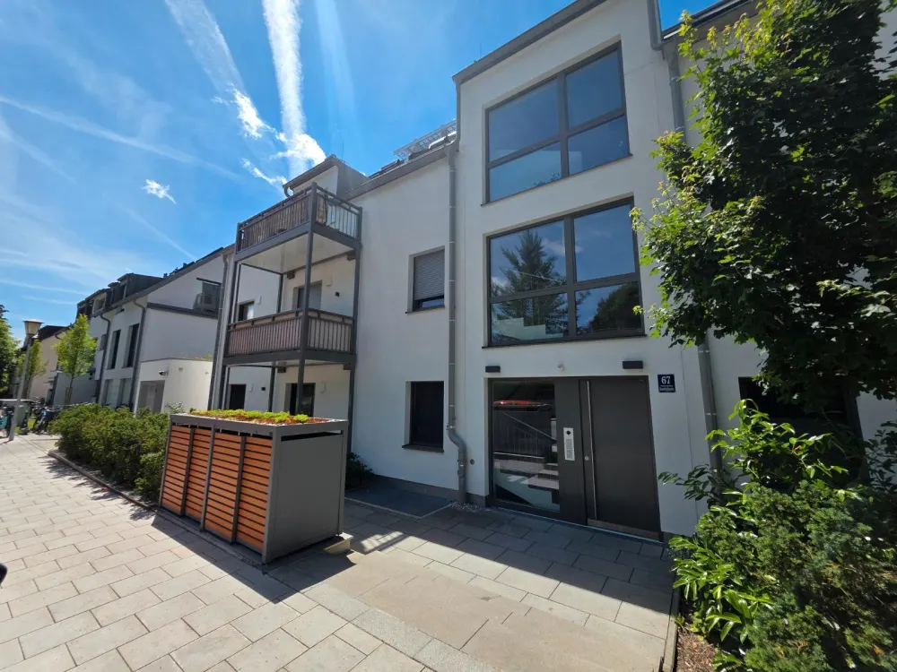 Wohnen am Südpark in modernem Ambiente mit Balkon, Lift und TG-Stellplatz