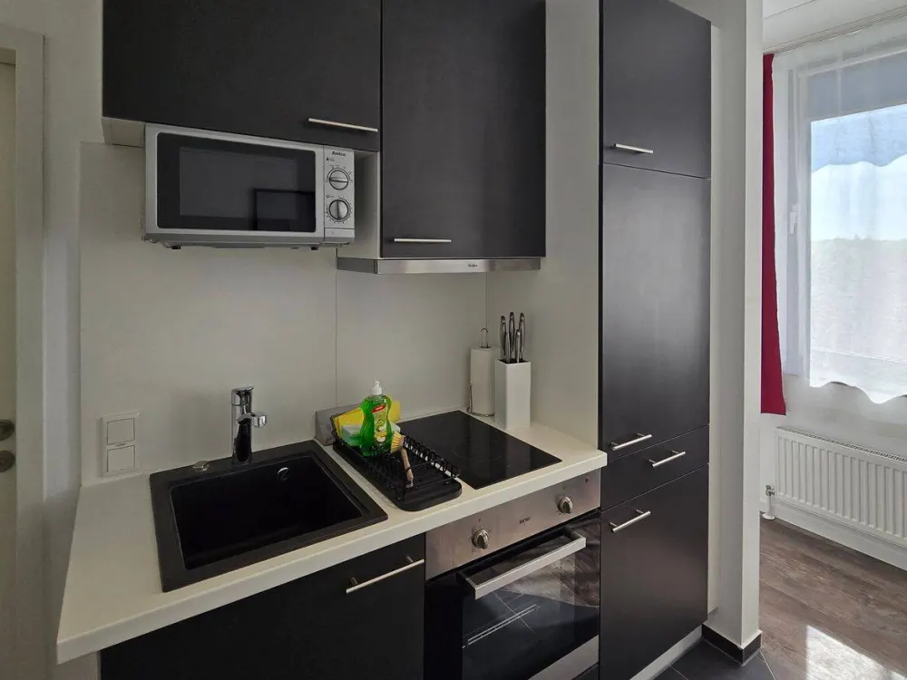Gemütliches Single-Apartment - klein, aber voll ausgestattet, zentral in Niederrad