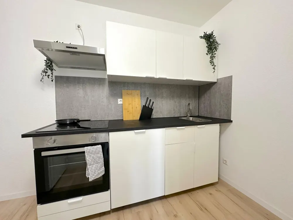 Neugründung WG für 6 Personen - Helle Erdgeschosswohnung in Frankfurt am Main