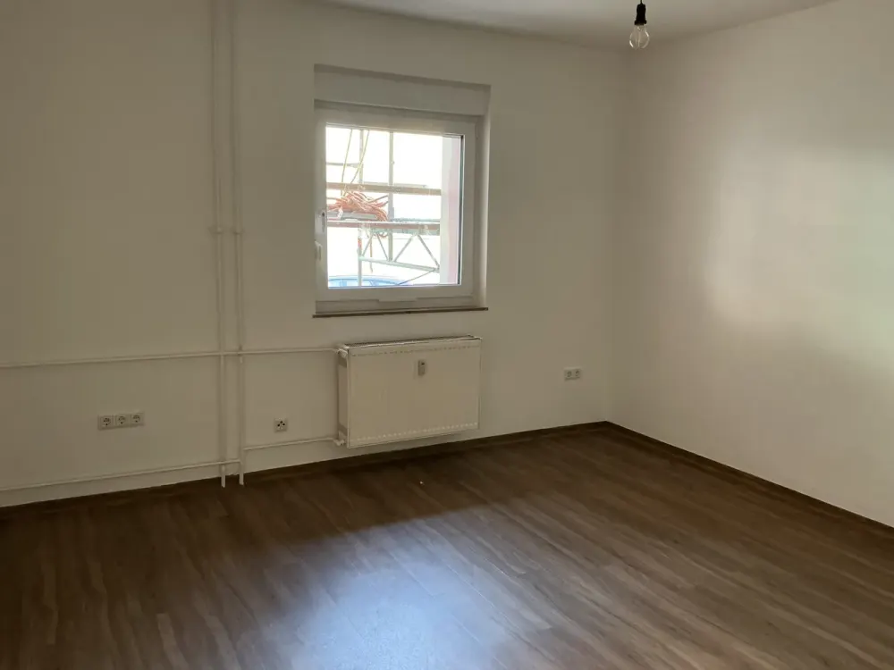 Schöne 2-Zimmer-Wohnung mit Tageslichtbad und Balkon in Hanau zu vermieten