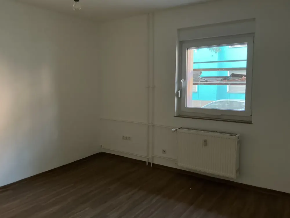 Schöne 2-Zimmer-Wohnung mit Tageslichtbad und Balkon in Hanau zu vermieten