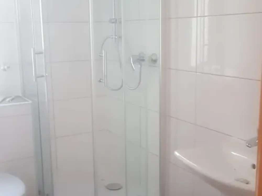 Günstig, saniert, Balkon!!