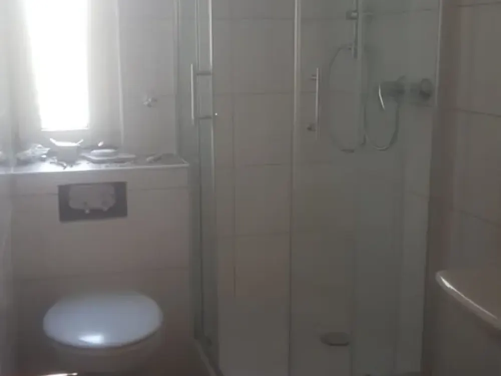 Günstig, saniert, Balkon!!