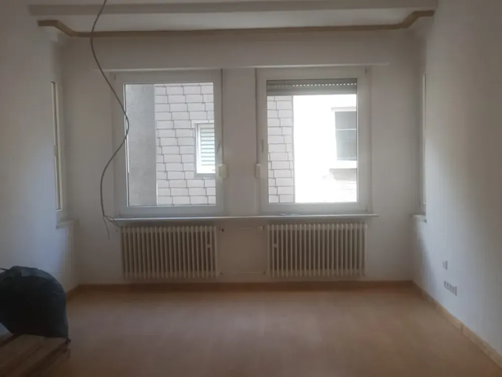 Günstig, saniert, Balkon!!