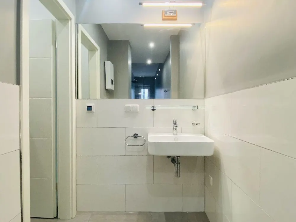 TOP renovierte, helle ca. 48,70 m² Wohnung am Westpark!