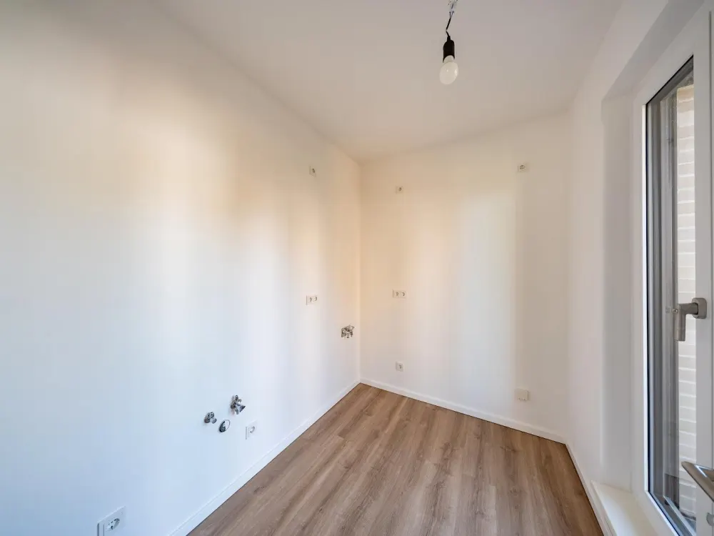 Neubauwohnung im Erstbezug mit Fußbodenheizung und Balkon / WBS 220 erforderlich