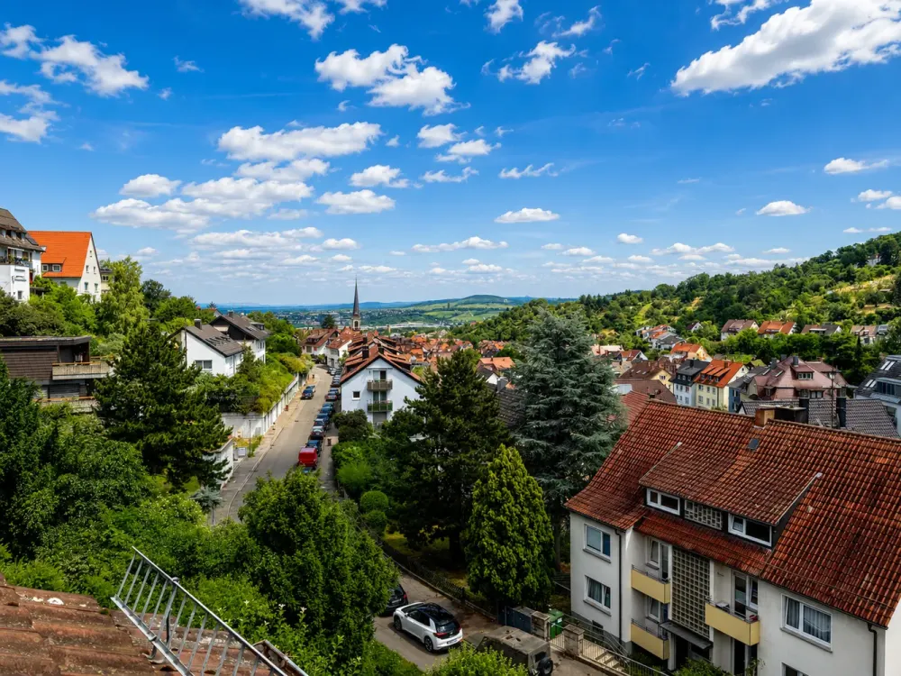 Vollmöbliertes Apartment mit Terrasse und Aussicht über Stuttgart