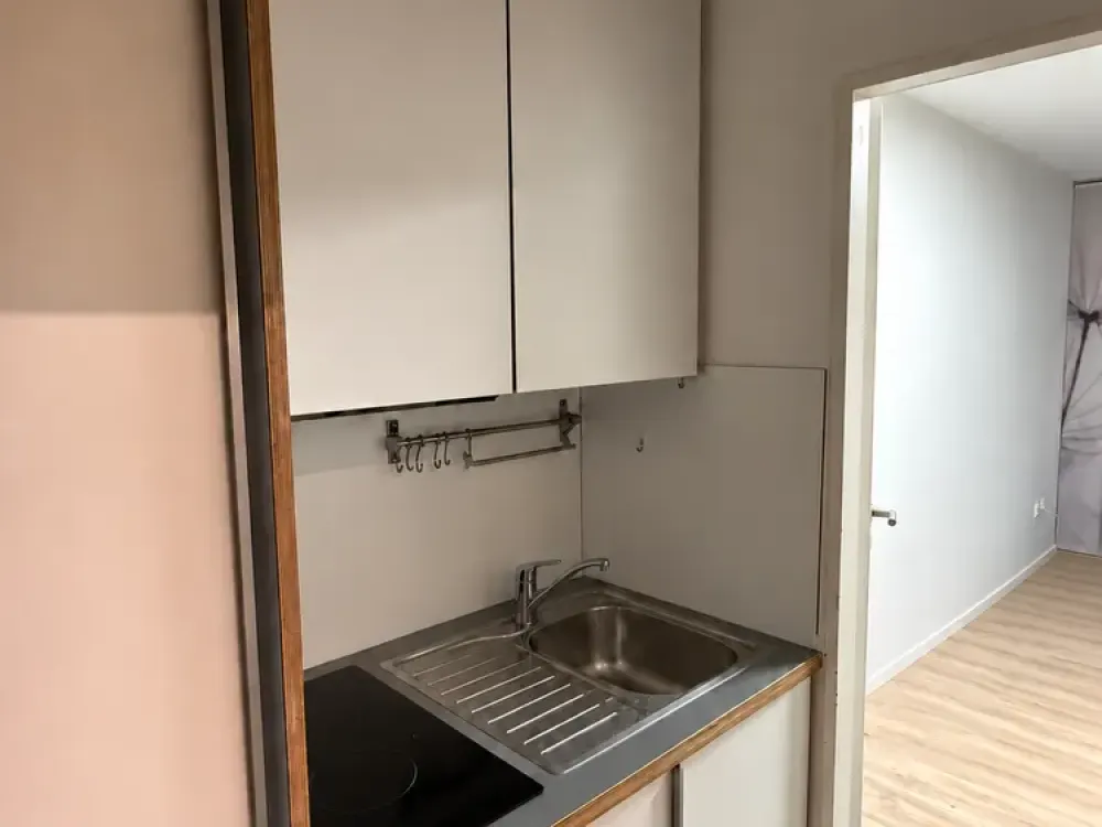 Furnished 1-Room Apartment Maxvorstadt for Sublease from January to July