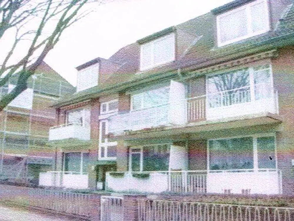 2 Zi Wohnung in Fuhlsbüttel ab 1. Okt zu vermieten