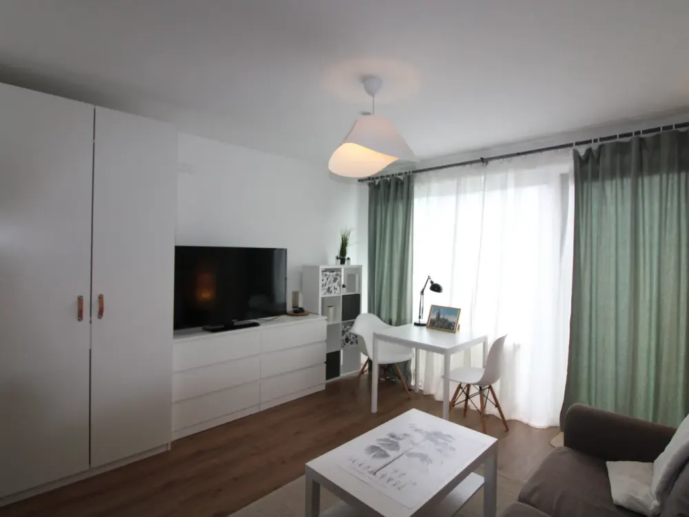 Voll möbliertes Appartement in Dellbrück