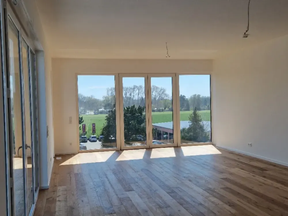 A Dreamlike Penthouse with East/West Terrace and Power Connection for a Whirlpool