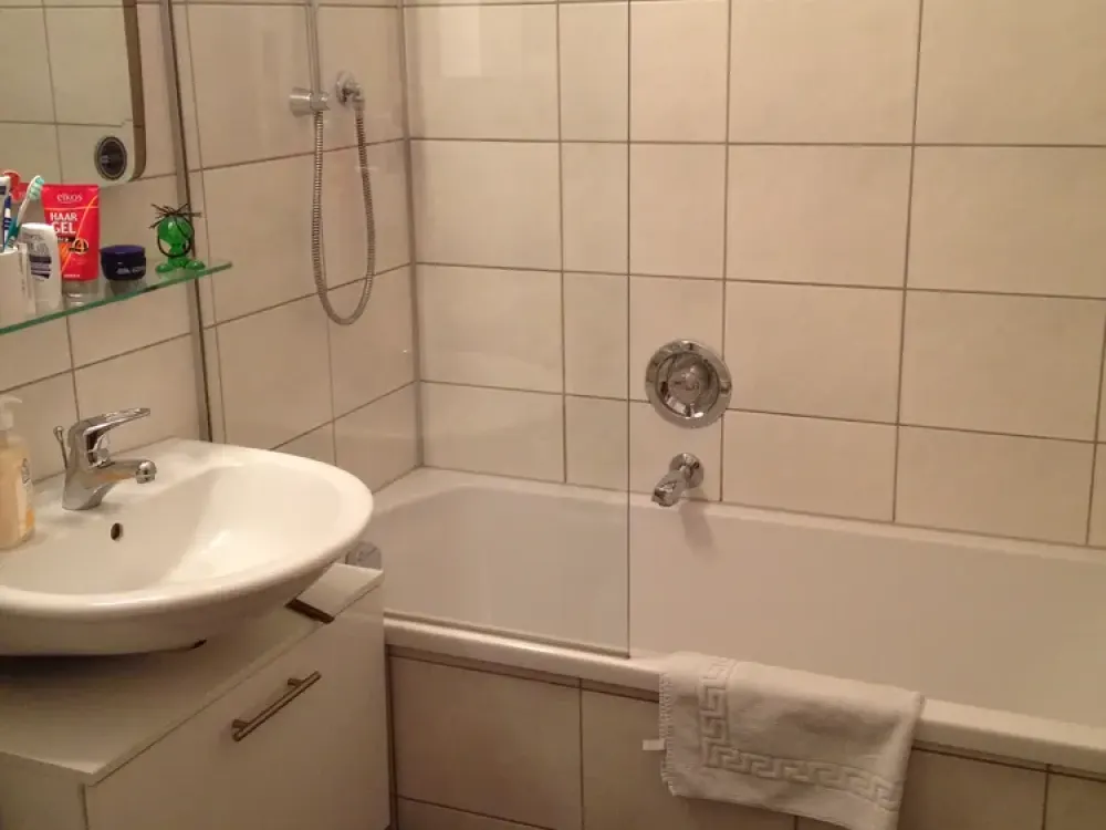 Well-maintained 2-room apartment 52sqm with balcony and parking space for rent from 1.1.2027 - commission-free
