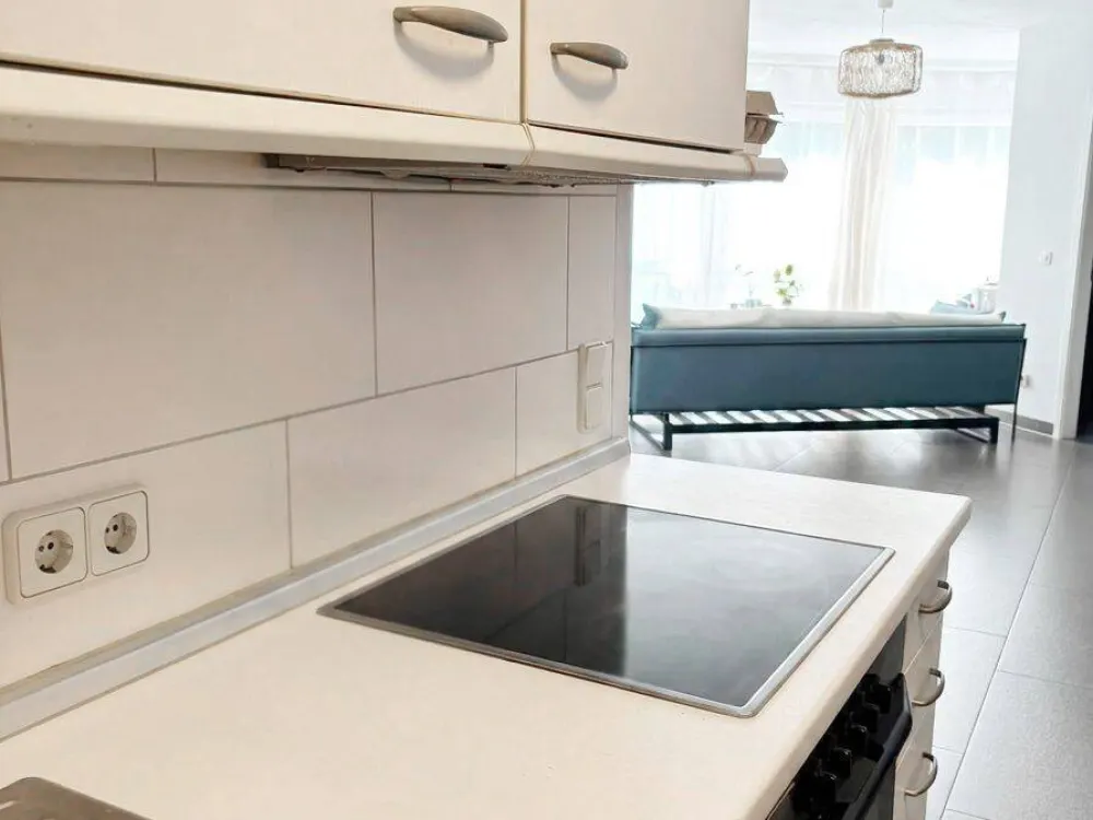 Außergewöhnliche 3-Zimmer-Wohnung mit Balkon und Loggia