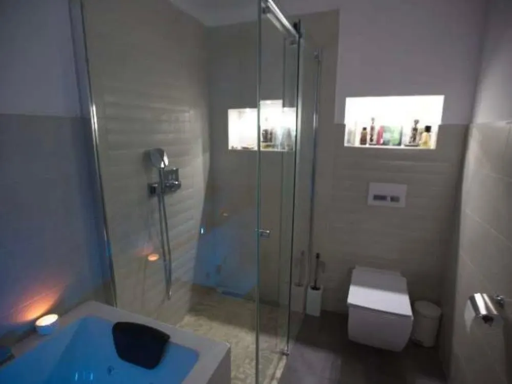 Exklusive voll möblierte Loft Wohnung im Herzen der Stadt