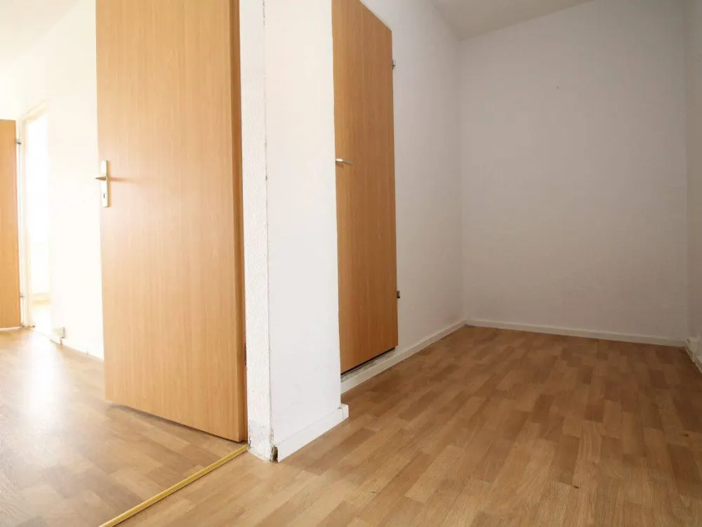 Ideal geschnittene Zweiraumwohnung, Balkon, beste Einkaufsmöglichkeiten