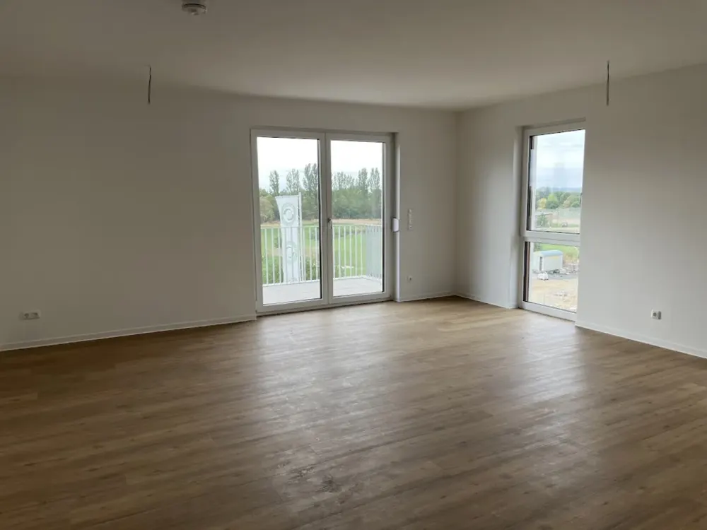 Bright New Apartment in a Quiet Location!