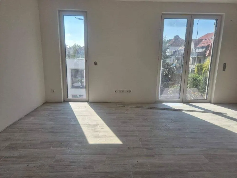 (WE 29) ERSTBEZUG Klassische 1-Raum-Wohnung in gehobenem Ambiente & energetischer Holzbauweise