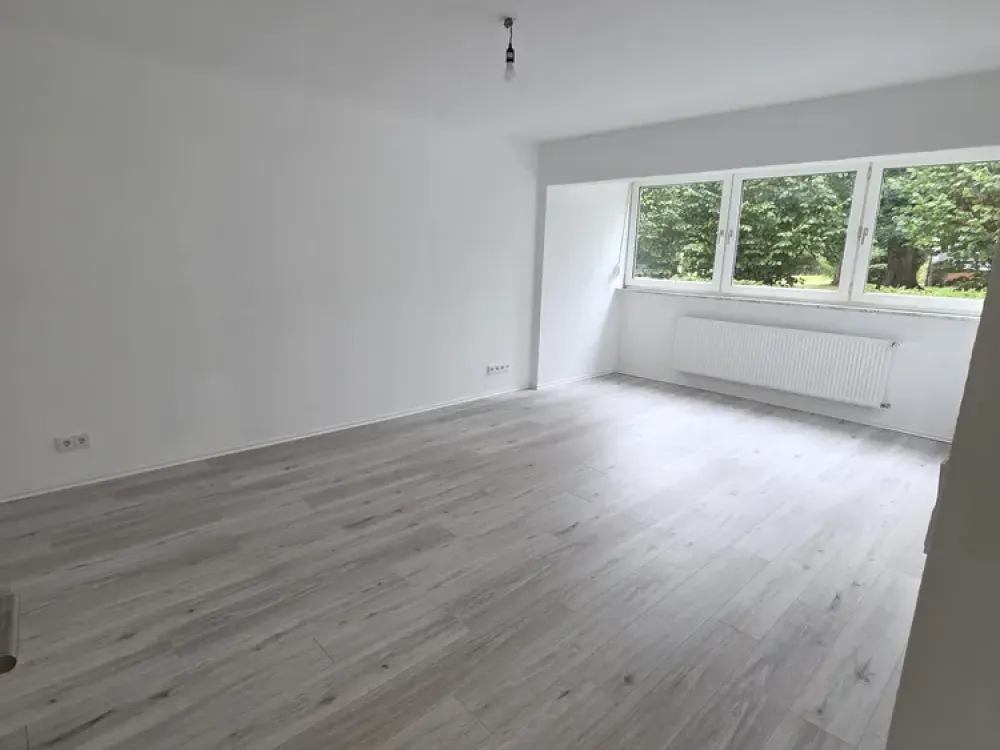 frisch sanierte 4 Zi EG-Wohnung im Herzen von Grengel