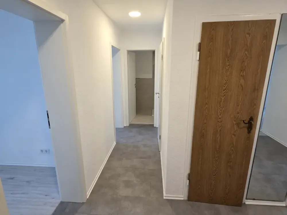 frisch sanierte 4 Zi EG-Wohnung im Herzen von Grengel