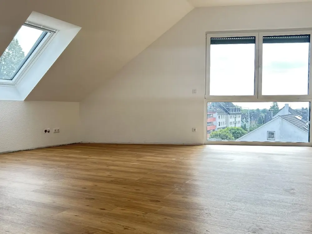 3-Zimmer-Eckwohnung im Dachgeschoss mit Panoramablick