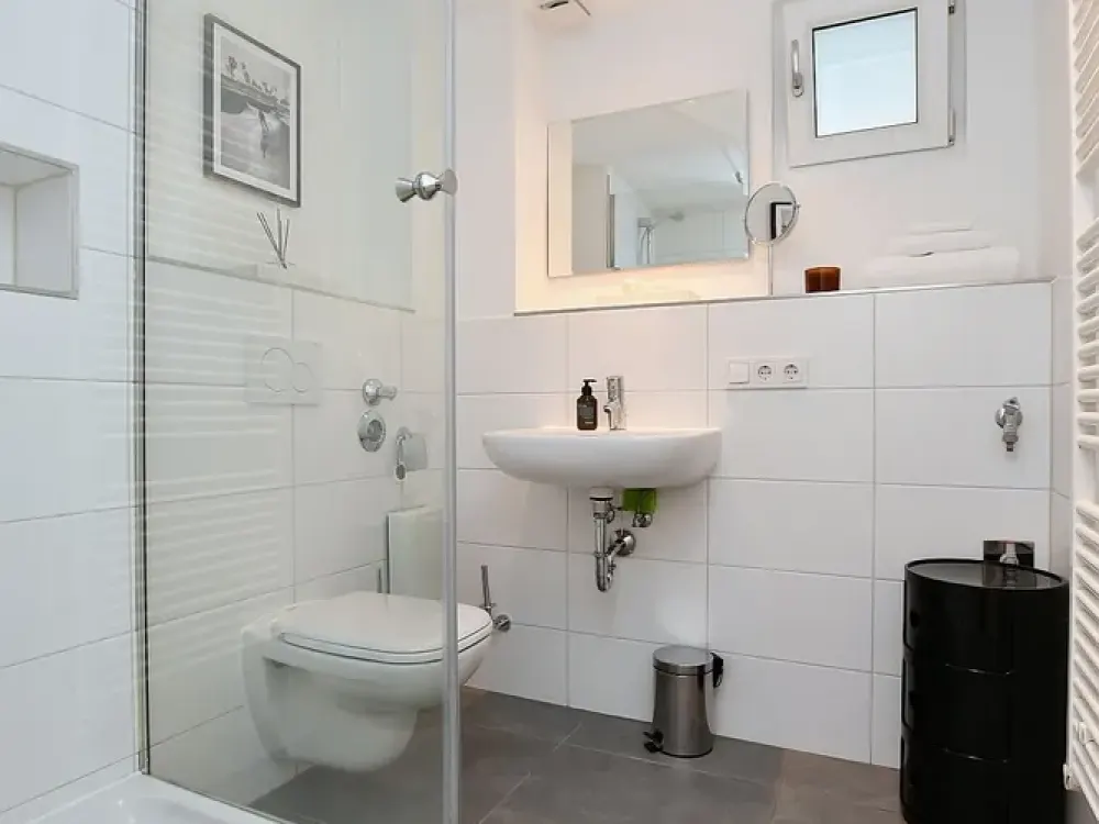 Modern Furnished Apartment with Balcony in Stuttgart Degerloch