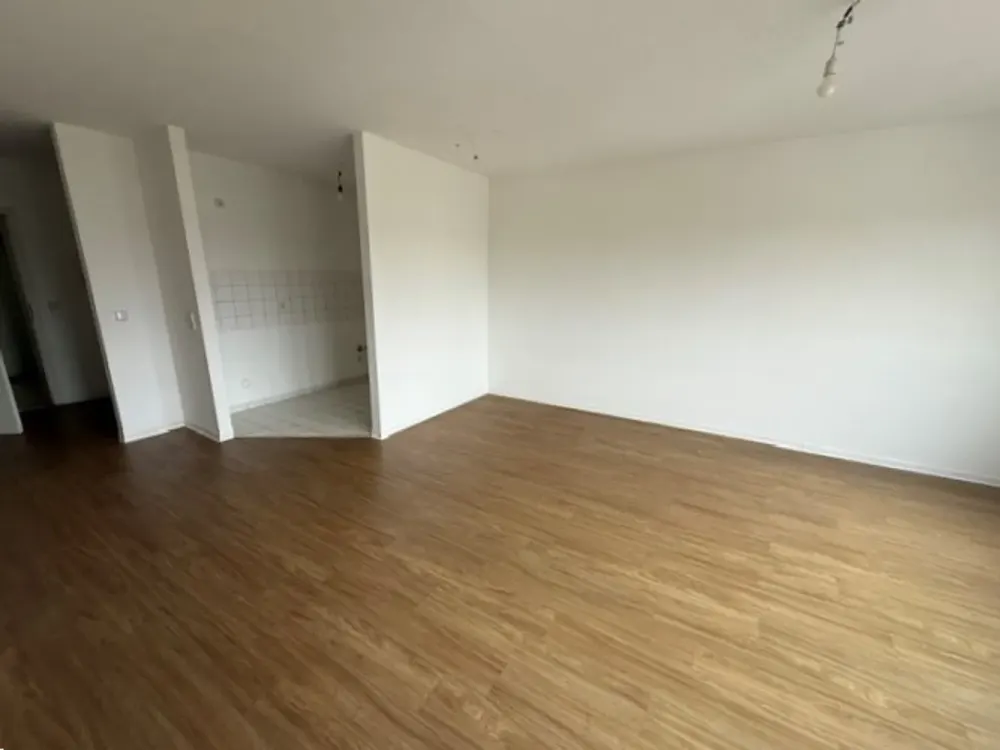 +++ Helle Singlewohnung in Naunhof +++