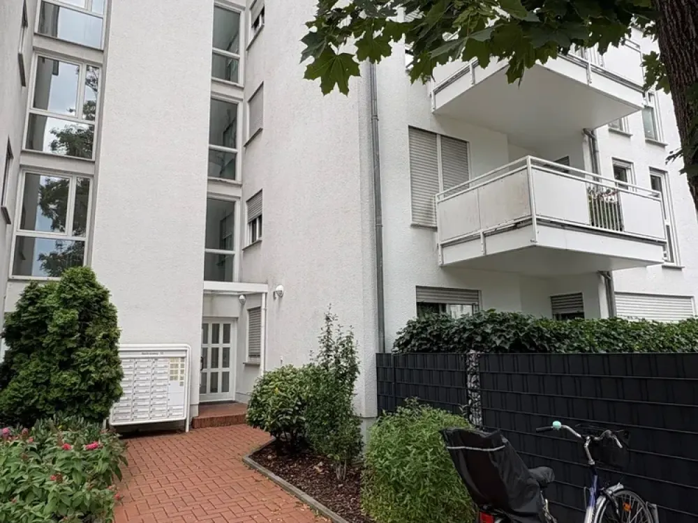Top renovierte 2 Zimmer Wohnung in Offenbach