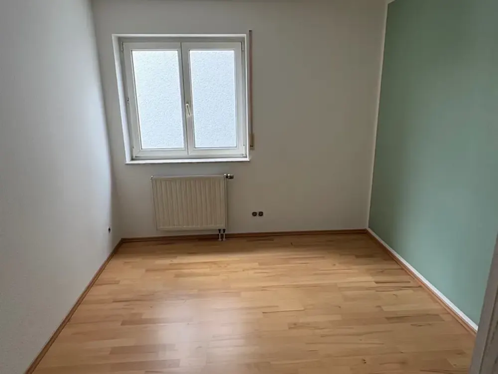 Top renovierte 2 Zimmer Wohnung in Offenbach