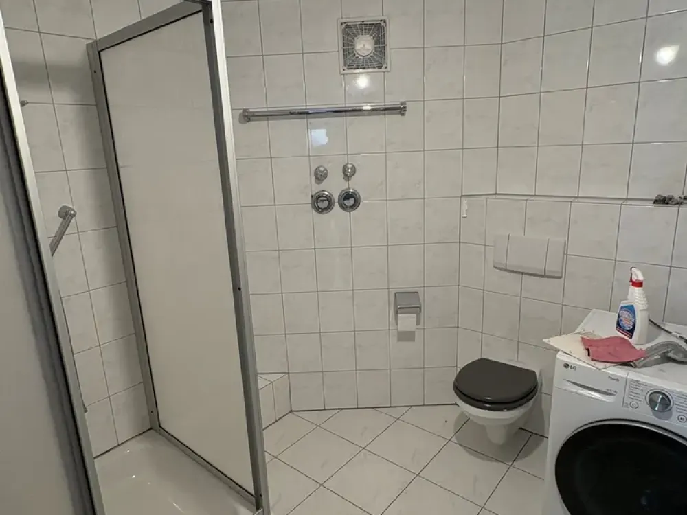 Top renovierte 2 Zimmer Wohnung in Offenbach